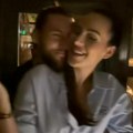 Anastasija i Gudelj razmenjuju nežnosti u kafani: On je čvrsto grli - zaljubljeni kao prvog dana: vernost i poštovanje