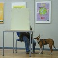 Otvorena birališta u dve nemačke pokrajine, kancelar se suočava sa ključnim testom