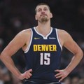 Jokićeva genijalnost zaposela NBA: Drugi igrači ne mogu da izvedu ni na treningu njegovu genijalnost, smejali se svi u dvorani…