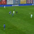 U Hrvatskoj viđena prava "sklanjalica": Štoper Rijeke pretrčao teren i ceo tim, pa dao gol za pobedu