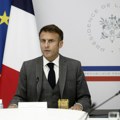 Makron najavio unošenje prava na abortus u Ustav Francuske