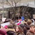 Bože pravde“ ispred tužilaštva: Studenti otpevali himnu Srbije na kraju protesta