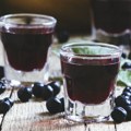 Domaći sok od aronije bez konzervansa: Jednostavan recept za pun ukus u svakoj čaši