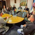 Deset studenata iz Kuršumlije nagrađeno sa po 40.000 dinara