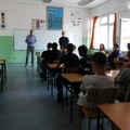 Da mladi znaju ko je bio Momčilo Gavrić: "Junak sa reke Drine" među lozničkim učenicima