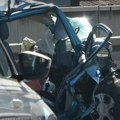 Stravične slike sa mesta nesreće kod Zlatibora u kojoj su poginule 3 osobe: Automobil potpuno smrskan, stradali baba, deda i…