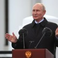 Sarkozi: Putin je bio isprovociran da napadne Ukrajinu