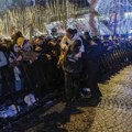 Zapaljeno preko 700 automobila: Neredi i hapšenja u novogodišnjoj noći u Francuskoj