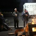 Poljoprivrednici zapalili Lidl Haos u Francuskoj, teške mašine idu na Pariz