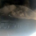 Zapalio se vrtić U Kragujevcu: Deo naselja bez struje: U gašenju požara učestvovalo 13 vatrogasaca