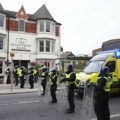 Sprema se bitka za London 6.000 policajaca dovedeno u prestonicu Britanije, demonstranti najavili veliki napad!