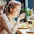 Nutricionisti upozoravaju: Ovaj sastojak koji se nalazi u većini namirnica. sabotira mršavljenje i zdravlje