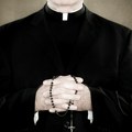 Razrešena misterija stara 13 godina! Telo otetog sveštenika pronađeno u masovnoj grobnici u Siriji