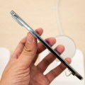 Samsung otkrio veliki trag? Sklopivi iPhone stiže sledeće godine i biće tanji od iPhone Air