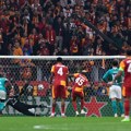 UŽIVO: Kako će navijači na Stamford Brižu dočekati Murinja?