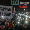 Hiljade ljudi protestuju u Slovačkoj protiv reformi pravosuđa