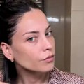 35 godina, 4 dece, a bez ijedne bore! Mirka Vasiljević objavila snimak iz kupatila i svi joj gledaju lice