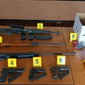Policajac naoružan do zuba uznemiravao goste kafane, u kući mu pronađen arsenal: Crnogorska policija u velikoj akciji…