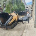 Međublokovski prostor na Obilićevom vencu: Uređuju se staze i zelene površine
