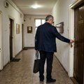 Stanodavac ima ključ, ali da li ima pravo da uđe dok stanar nije u stanu?