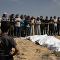 Najmanje 32 Palestinca poginula u izraelskim napadima na Rafu