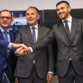 Mijatović i Lazović posetili prvotimce Partizana