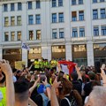 Austrijska ministarka: Austrija i EU biće uz mlade u Srbiji