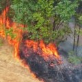 Požar u Desimirovcu kod Kragujevca: Vatra se brzo širi, meštani uznemireni