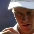 "Janiče, hoće on opet biti zadužen za doping": Britanci brutalno napali Sinera zbog Ferare