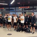 „Grobari“ dočekali igrače Partizana, došao i Dragojević (VIDEO)