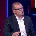 „Moj život je na Kosovu, moji grobovi su na Kosovu“: Aleksandar Arsrenijević o životu po prištinskom poternicom i da li…