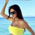 Ana Rajković zablistala na jahti: Zgodna mama troje dece utegla se sva u žutom, pokazala savršeno telo (foto)
