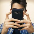 Mobilni telefon napravljen specijalno za decu