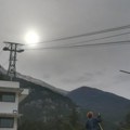 Pala žičara u Rusiji: Tri osobe poginule, desetine evakuisano (video)
