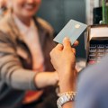Ova odluka utiče na pola miliona Srba! Uvode se novine, plaćanju karticama u marketima više neće biti isto