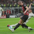 POLUVREME - Strahinja Pavlović u stilu pravog napadača, Milan poveo protiv Rome!
