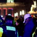 Na policiju ispaljene pirotehničke rakete, u Berlinu uhapšeno više od 100 ljudi