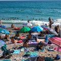 Monstrum dugačak 4 metra pronađen mrtav na plaži popularnog letovališta: Ljudi u neverici!