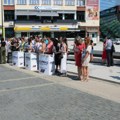 U SNS informatoru javni resursi predstavljeni opet kao stranački, Cvetanović članicama delio cveće