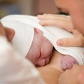 Uskoro besplatna pratnja za porodilje u Novom Sadu: A ovo su detalji o novčanoj pomoći