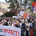 Protestna šetnja u Ivanjici: Sećanje na žrtve i glas protiv nepravde (VIDEO)