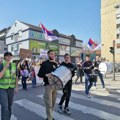 Kragujevac: Protestna šetnja studenata zbog onlajn nastave