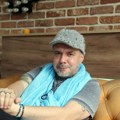 "Sa lisicama su me odveli na psihijatriju": Pevač godinama boluje od bipolarnog poremećaja: "Ponovo sam u bolnici, imam…