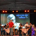 Sećanje na miku Antića: Sinoć je u Mokrinu održan 40. Memorijal „Miroslav Antić“ (Foto)