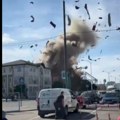 Пакао усред пијеце у Харкову! Људи куповали јаја, а бомба експлодирала иза њихових леђа! (видео)