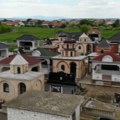 Groblje na tri sprata kod Negotina - grobnice kao crkve, a samo vrata koštaju 1.000 evra (video)