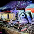 Dramatične slike: U sudaru vozova sedmoro mrtvih, najmanje 100 povređenih