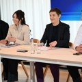 Brnabić čestitala Dan studenata: Država će vratiti obrazovanje na pravi put