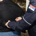 Uhapšen muškarac (74) – pokušao da obljubi 12-godišnju devojčicu u Nišu