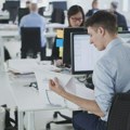 "Zarađujem 9.900 evra mesečno": Srbi otkrili čime se bave i kako su došli do velikih plata